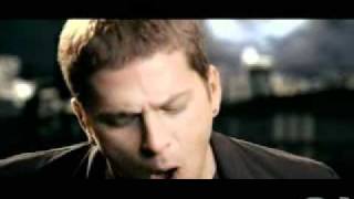 Video thumbnail of "Rob Thomas - Little Wonders [Official Music Video]"