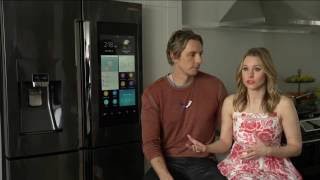 Behind the scenes with Kristen Bell and Dax Shepard.