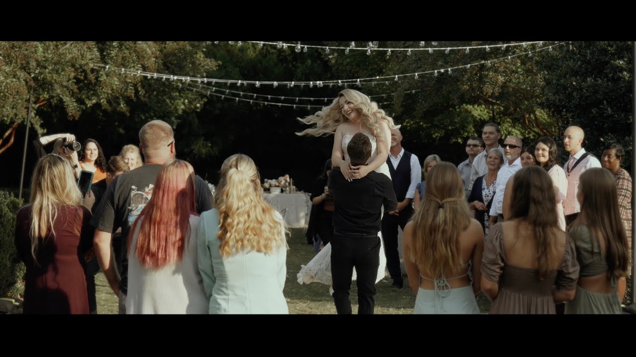 Best First Dance - Hands Down | 