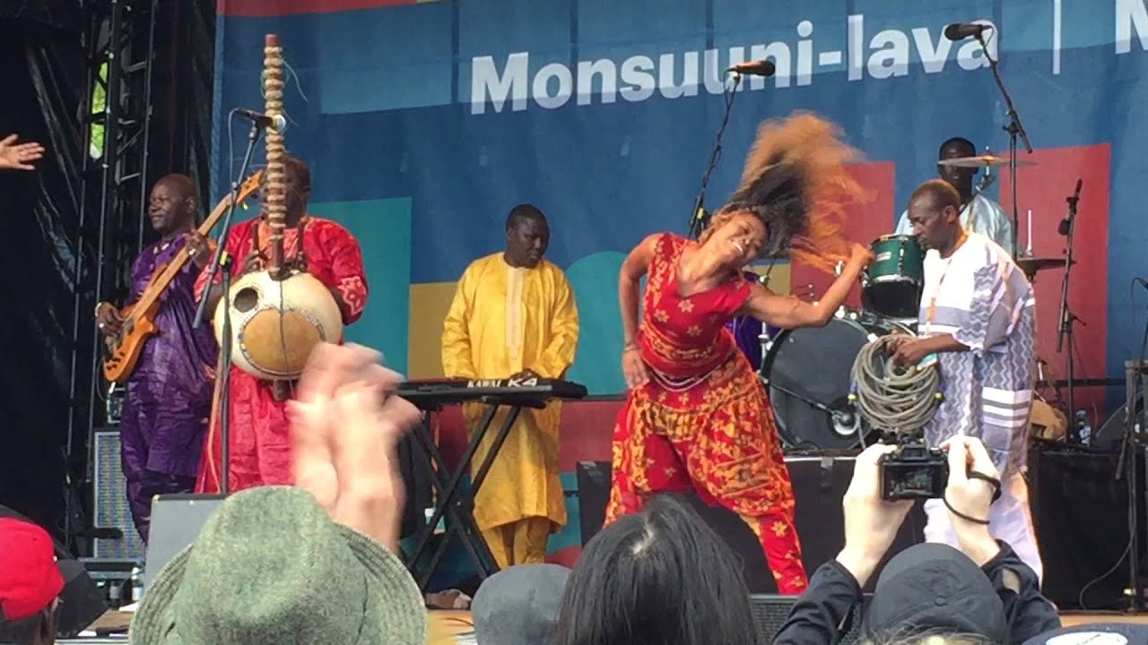 Jaliba Kuyateh & Kumareh Band (Live at Maailma kylässä 2015)