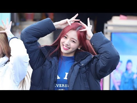 190309 ITZY (있지) 유나 포토타임 4K 직캠 @쇼! 음악중심 미니 팬미팅 4K Fancam by -wA-
