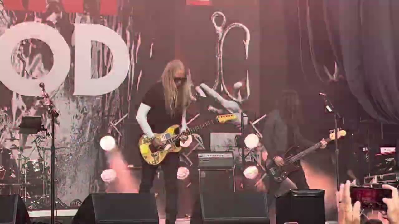Jerry Cantrell them bones mystic festival 2025