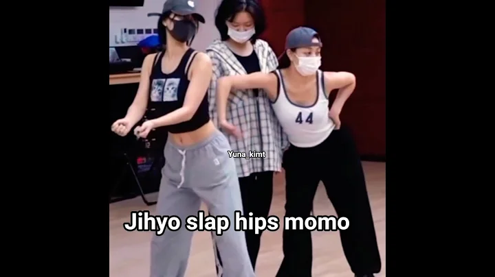 Jihyo slap hips momo #shorts