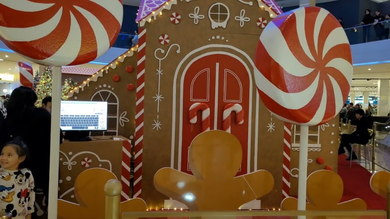 GINGERBREAD CASTLE | 