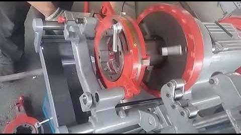 Pipe Threading Machine