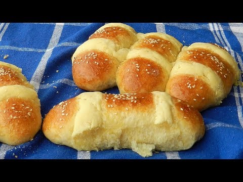 coconut-bread---homemade-cocktail-bun