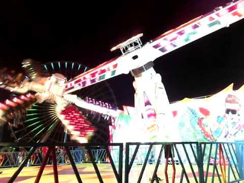 صرخات الجميع مشوق قرية دبي العالمية الالعاب الترفهية 