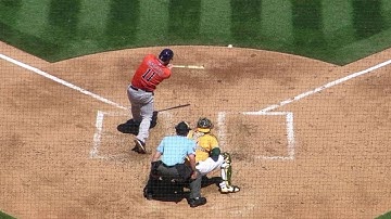 HOU@OAK: Gattis ties game at 2 with a two-run single