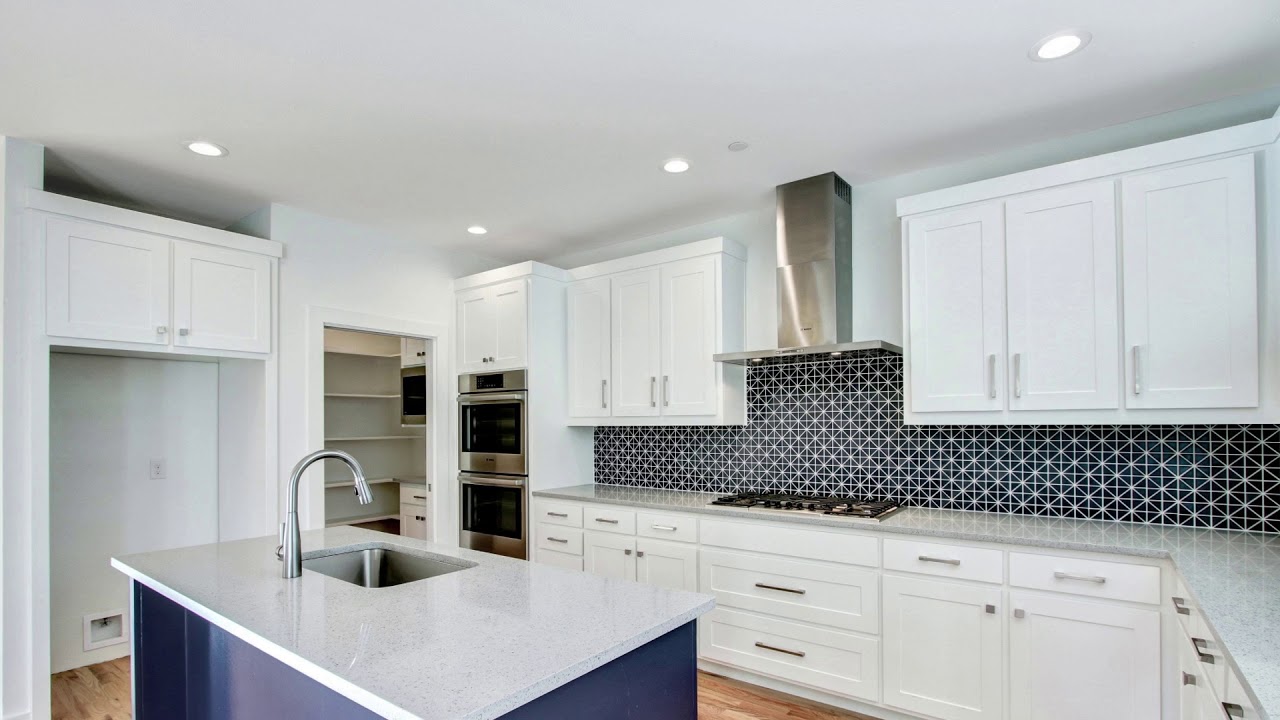 825 Meadow Bend Loop - YouTube