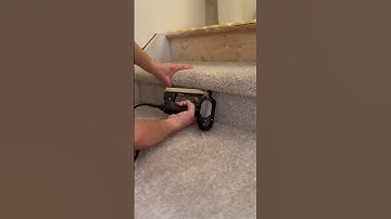 Staircase Carpet Install #homeimprovement #carpetstretching #carpet #rugs #floorcovering #floor