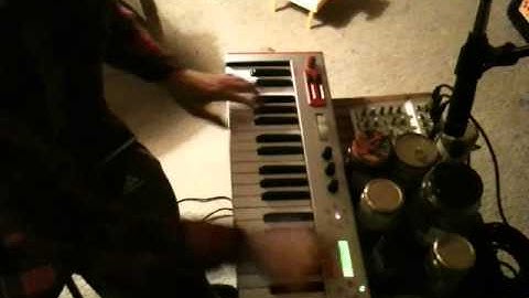 Memotone Live Looping; Messing Around With Jars and Tins, 2010