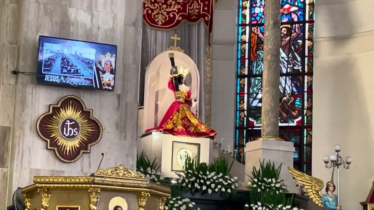 Quiapo Miracle Church in the Philippines! 
