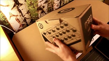 Unboxing Moog Minitaur bass synth