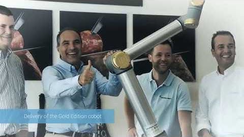 A UR10 cobot allows Covap to maintain productivity
