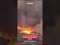 BOMBEIROS COMBATEM SEGUNDO INCÊNDIO FLORESTAL NA FLÓRIDA EM DOIS DIAS