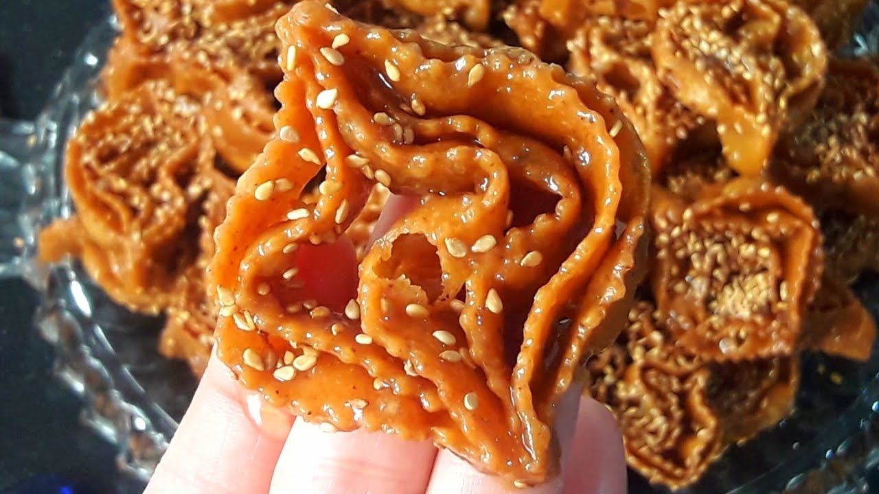 هانا سهلتها عليك خدميها لدارك ولا كليانك  بلا كثرة القوام   شباكية الزربة هشيشة دوب في الفم