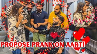 PROPOSAL PRANK ON AARTI | BILAL NE KI APNE DIL KI BAAT | AALTU FALTU | RAKSHA ANDHAN SPECIAL |