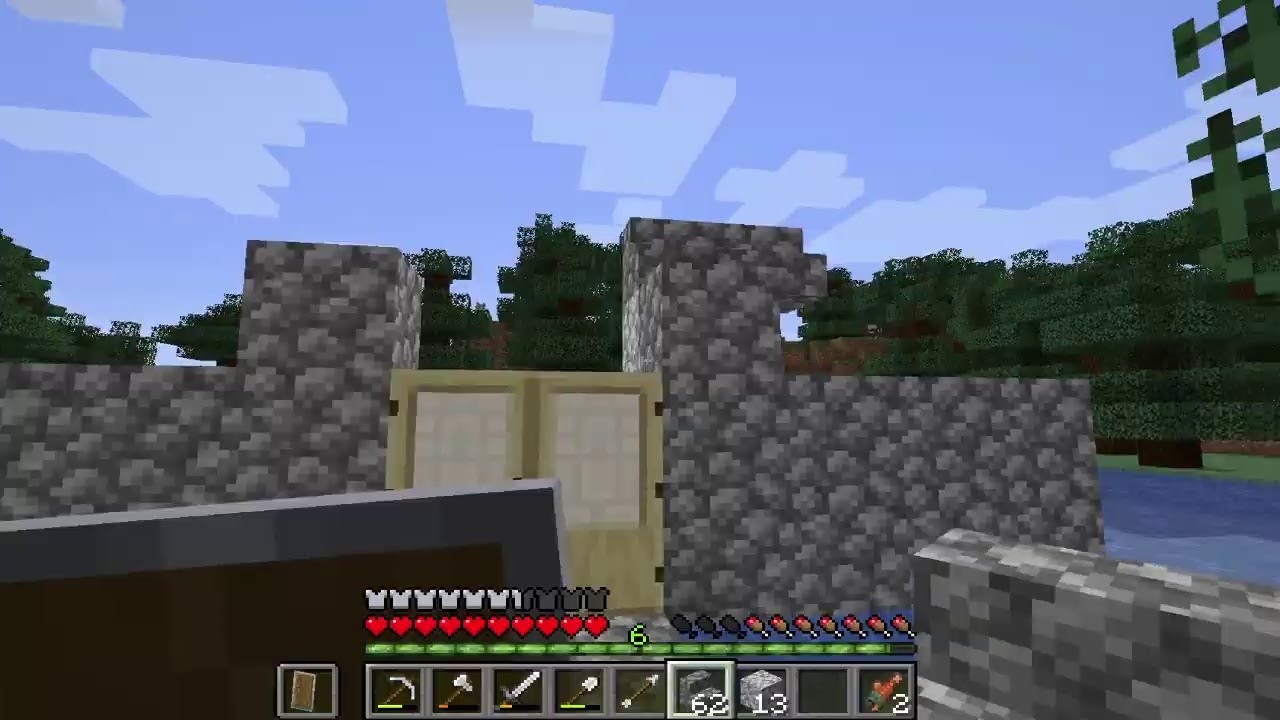 LET'S PLAY MINECRAFT # 1 BUILDING A HOUSE !! - YouTube