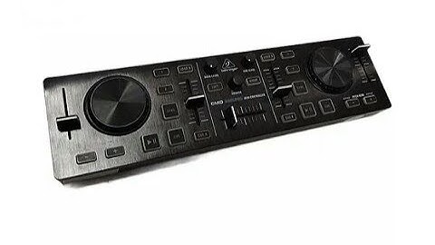 Controladora CMD Micro Behringer