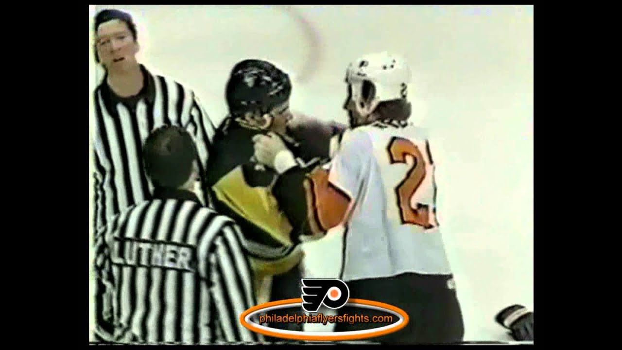 mar 22 1984 marty mcsorley vs dave brown pittsburgh penguins vs dave brown philadelphia flyers