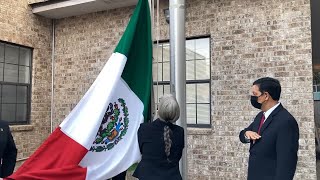 Ceremonia de izamiento de bandera