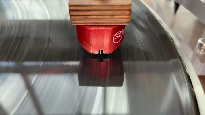 Troika stylus movement