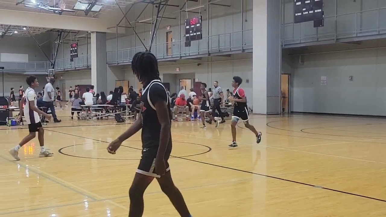 Road2Nationals tournament 15u: United Elite v Drive Nation (so much talent in 1 one city)