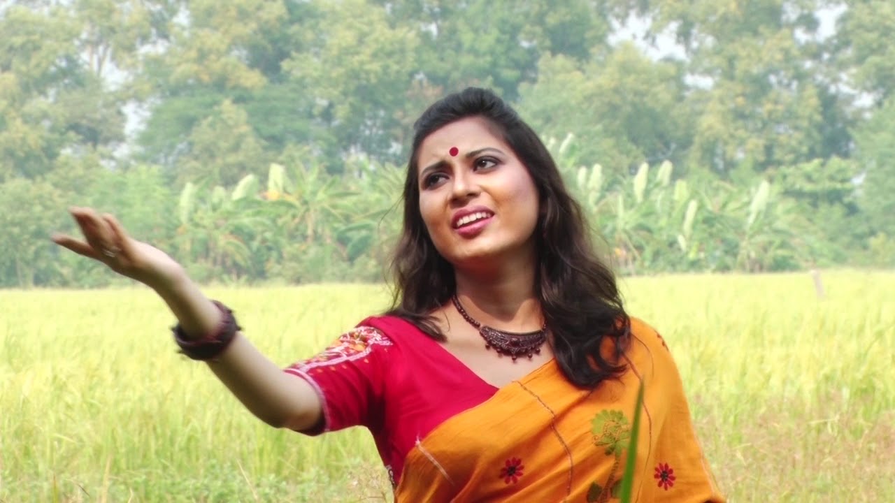 Fire Fire Dak Dekhi Re  Rabindra Sangeet  Suvoshree Sarkar