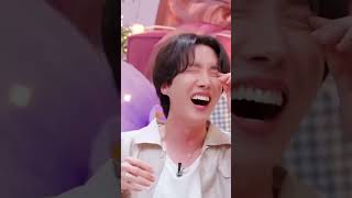poor baby's phone got struck #kpop #army #funny #hobi #army #bts #hobi #sana #twice