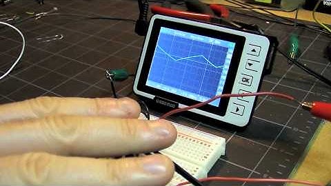 Closeup DSO Nano V2 demo No. 2