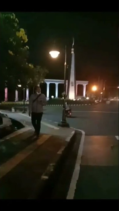 jalan..jalan malam di bogor...Story of kang rus 2...