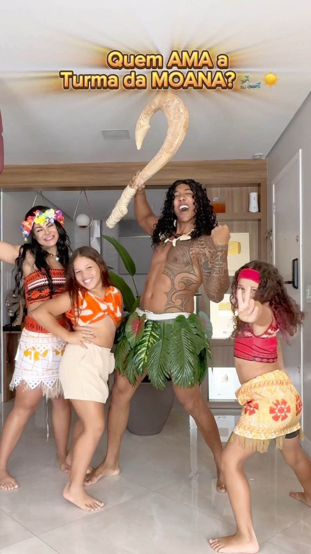 COMENTEM “ EUU AAMMOO”!​⁠@mayca.brasil #moana #maui #apollosant #fantasy #short #shorts