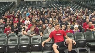 Meyers Leonard buys 75 NBA tickets for kids in his hometown of Robinson