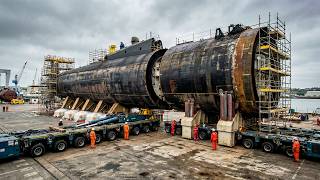 How US Navy Cuts Open $3 Billion Submarines to Replace the Nuclear Reactor