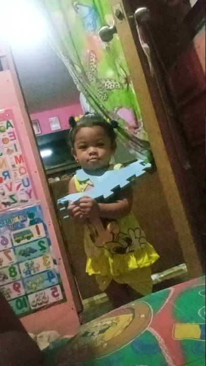 Baby Shark // Dance // mikmik on rainy day