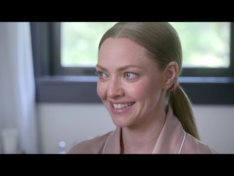 Video: Amanda Seyfried Ditanya Untuk Membantu Menjual Krim Muka yang Memandangkan Sebanyak Muka Sebagai Facelift