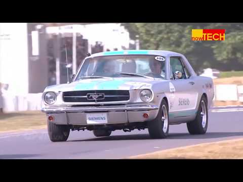 Độ xe cổ Mustang 1965 thành chiếc xe tự lái
