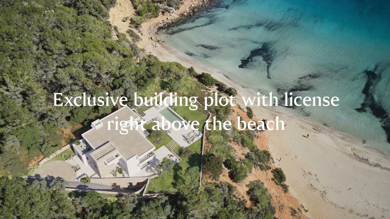 Exclusive first-line plot with license in Cala Llenya, Ibiza