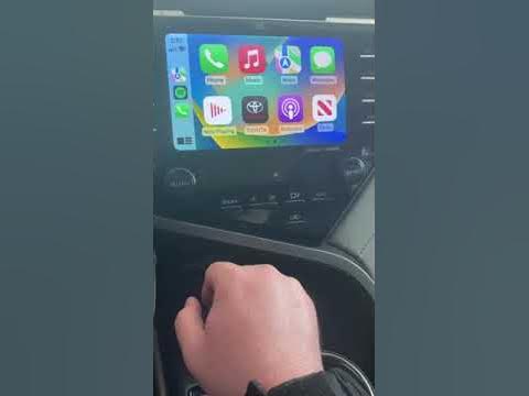 How to use Apple CarPlay on a 2019-21 Toyota Camry - YouTube
