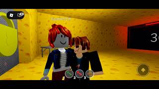 UM IDIOTA FUGINDO DE UM GABIRU MISERAVI!!😡😡🤣😂🤣#roblox #humor #videosengraçados #shorts