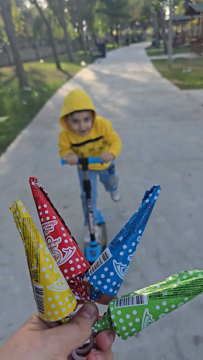 يابابا بدي مصاص 🍭🍬🍭🍬