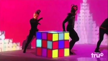 3D mapping dance show (2)