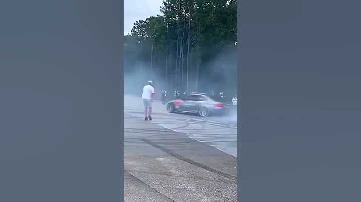 BMW IS ON A BEAST MODE #BWM #CARLOVER #DUBAI #LUXURYLIFE #SHORTS #VIRAL