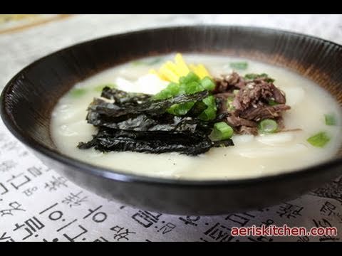 Korean Food New Year Soup (TteokGuk=)