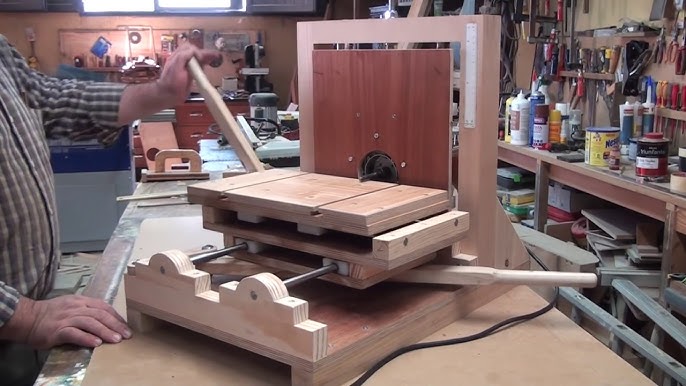 Horizontal Router Table / Table à toupie horizontale  Atelier du Bricoleur  (menuiserie)…..…… Woodworking Hobbyist's Workshop