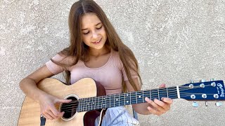 Karolina Protsenko is playing "Feelings" on GUITAR