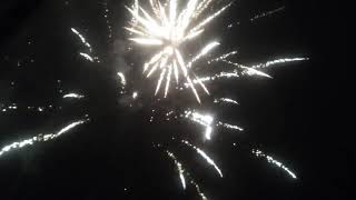 Pháo hoa đêm giao thừa Happy New Year 2019