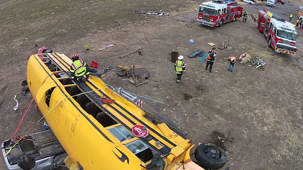 School Bus Extrication Training - YouTube