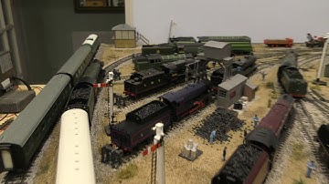 Class A3 4-6-2 60103 "Flying Scotsman" in BR green with late crest