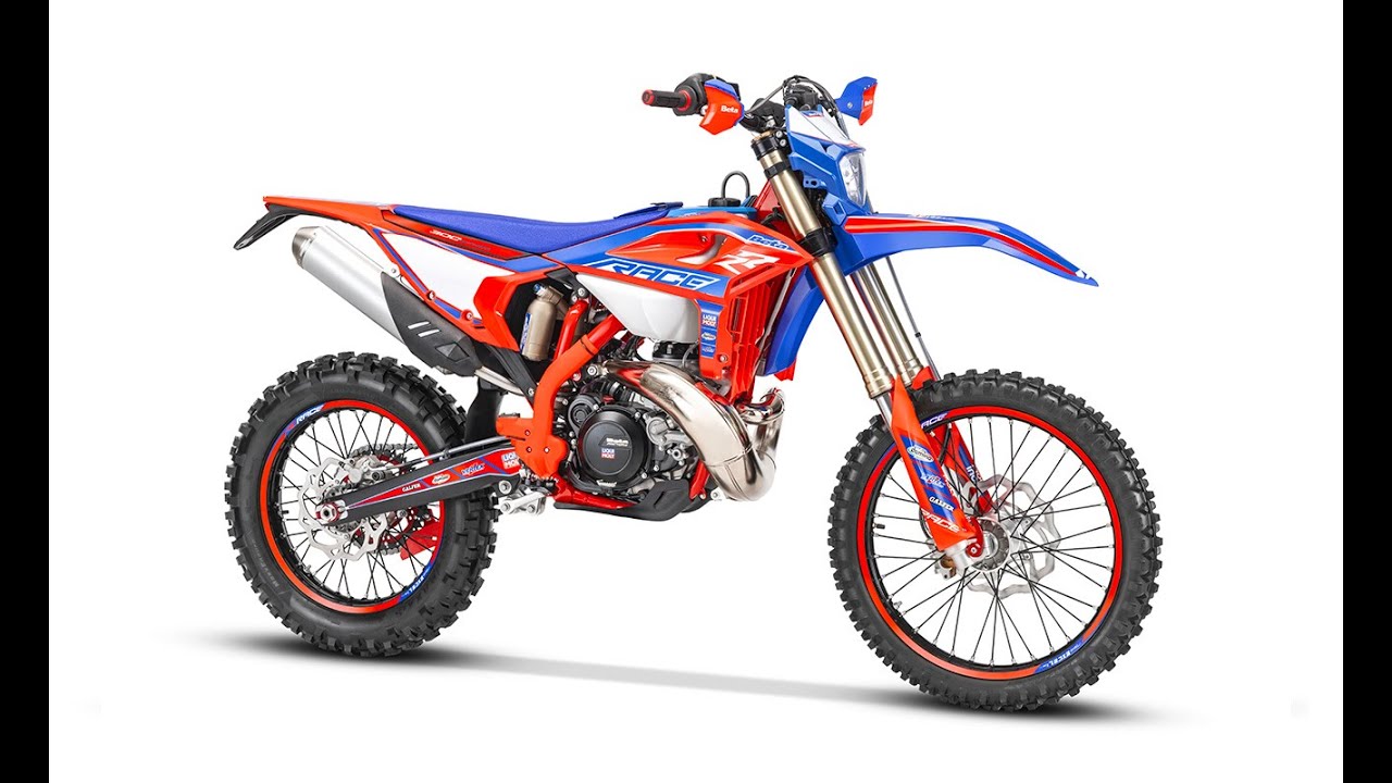 BETA 300 RR RACE 2025 UNBOXING AND 1ST START UP!